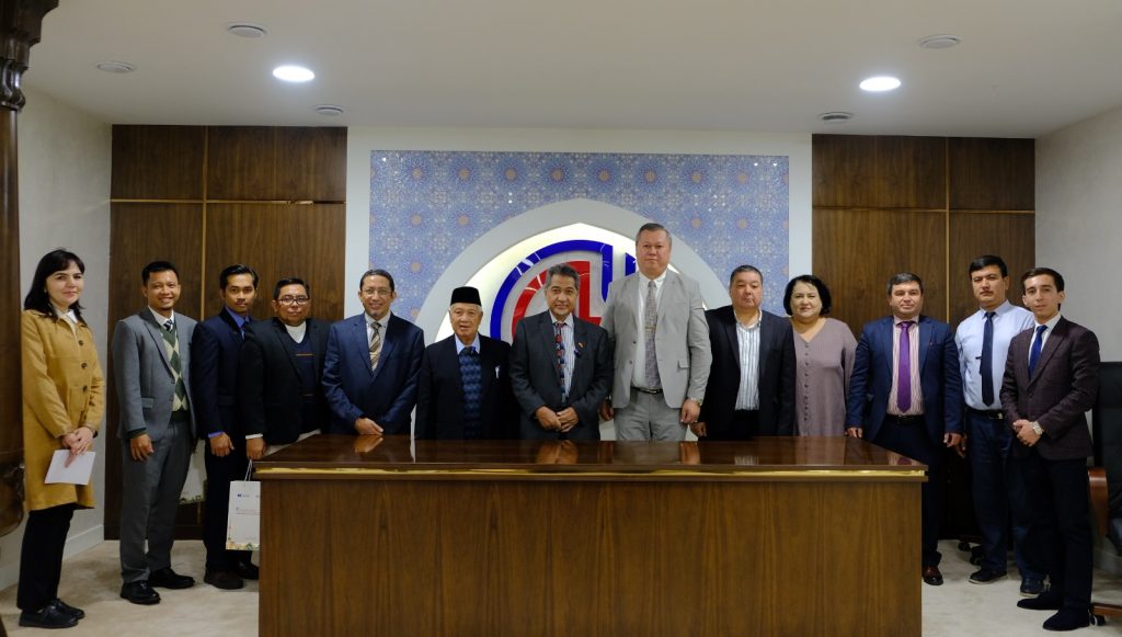 Kunjungi Tashkent Uzbekistan, UNIDA Gontor Jalin Kerja Sama dengan Alfraganus University