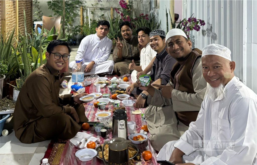 Ramadhan Bersama: KKN Internasional Unida Gontor Gelar Silaturahmi dan Buka Bersama di Arab Saudi