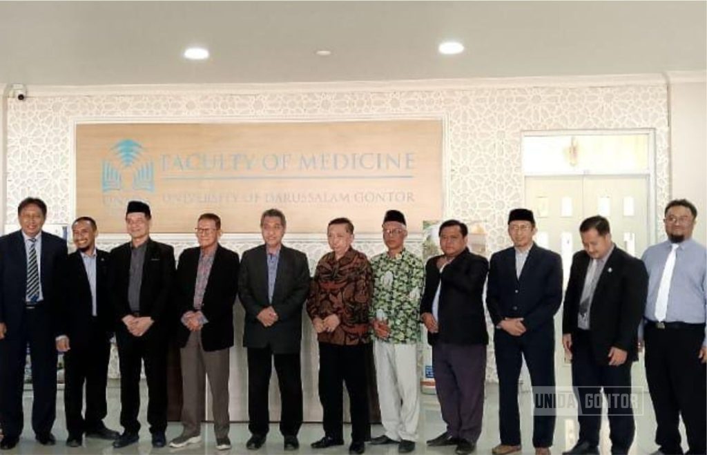 UNIDA Gontor dan RSU Muhammadiyah Ponorogo Teken Kerjasama Strategis