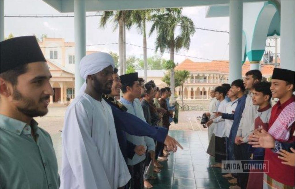 Bahasa Arab sebagai Jembatan Antar Bangsa Islam: Realita dan Potensi