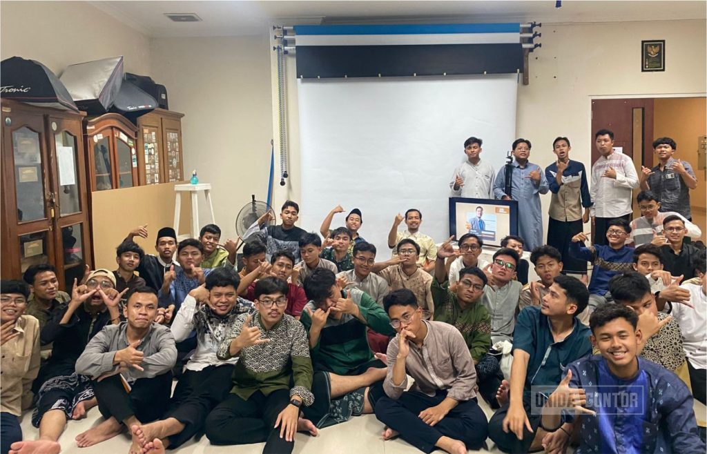 Komunika Academy Resmi Dibuka, Mahasiswa Ilmu Komunikasi UNIDA Gontor Siap Hadapi Era Digital