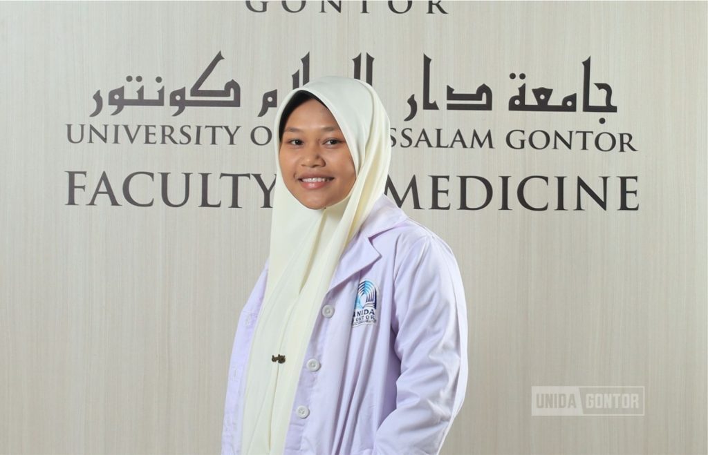 Mahasiswi FK UNIDA Gontor Juara Nasional Lomba Film Pendek