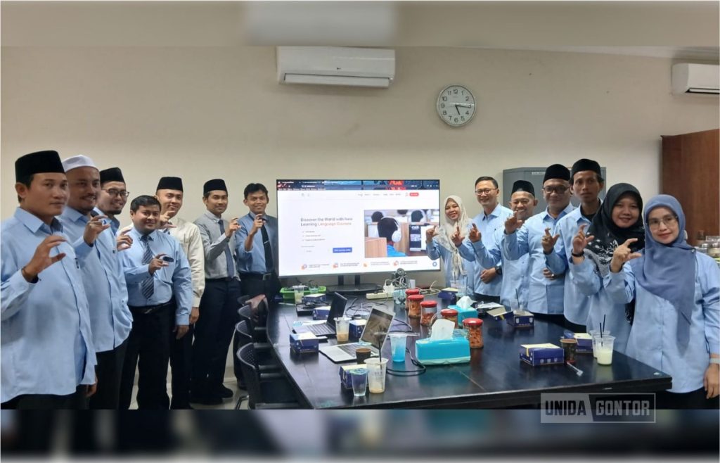 DPB UNIDA Gontor Terima Kunjungan Studi Bahasa dari UIN Siber