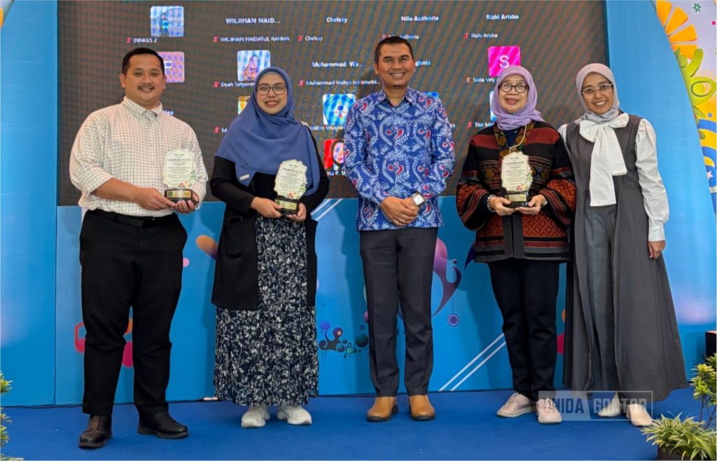dr. Ilyu ‘Ainun Najie menjadi pembicara nasional membahas fenomena featherless di Youth Science Conference 2025 Trenggalek.