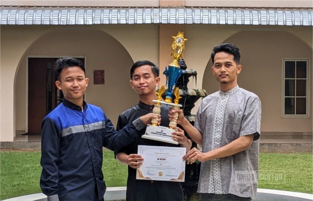Rombongan UNIDA Gontor berkunjung ke Fakultas Bahasa Arab UNISSA untuk silaturahmi dan diskusi akademik.