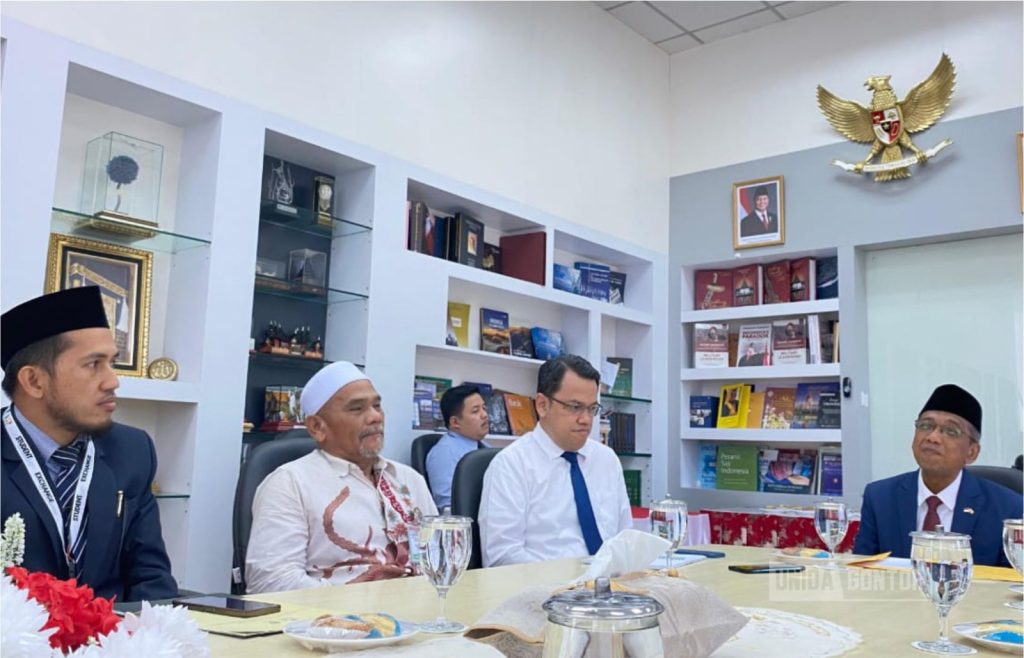 Mahasiswa UNIDA Gontor kunjungan resmi ke KBRI Bandar Seri Begawan Brunei Darussalam.