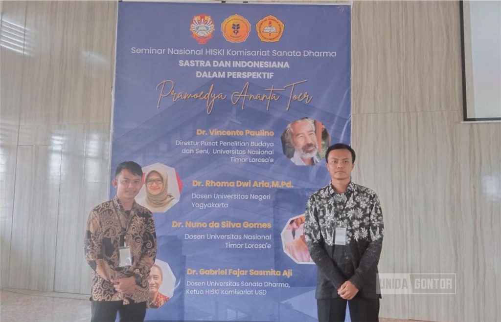 Mahasiswa UNIDA Gontor Membahas Peran Perempuan dan Nilai Keteladanan dalam Karya Sastra Indonesia