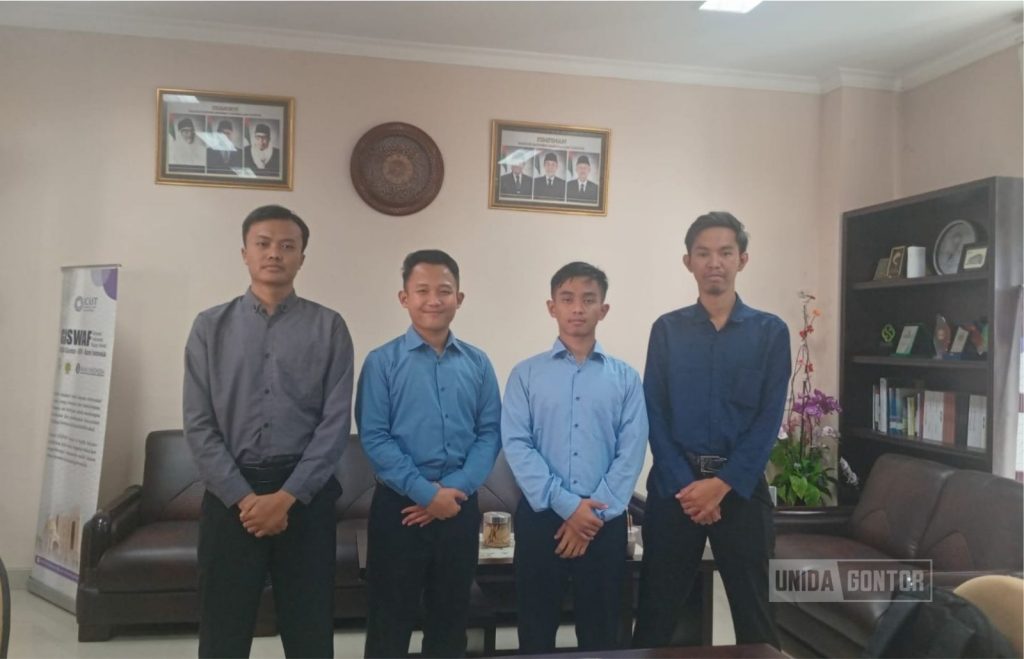 UNIDA Gontor di Ajang Wakaf Zakat Raih Nilai Ilmiah Dunia Penuh Berkah
