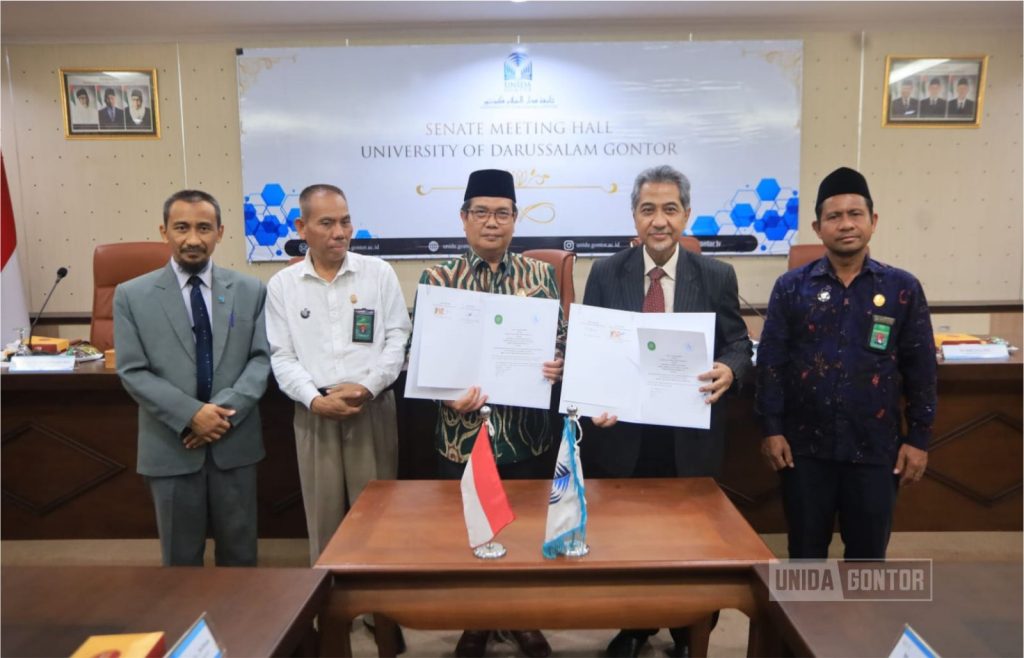 UNIDA Gontor dan Pengadilan Tinggi Agama Surabaya Teken MoU Penguatan Hukum Islam dan Pendidikan