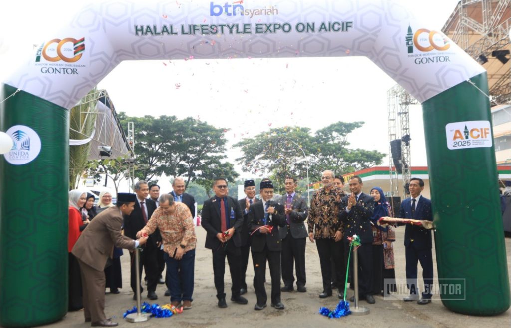 Grand Opening BTN Syariah Halal Lifestyle Expo AICIF Seabad Gontor