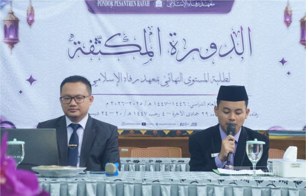 Dosen UNIDA Gontor Mengisi Pembekalan Kelas Akhir Pondok Pesantren Rafah