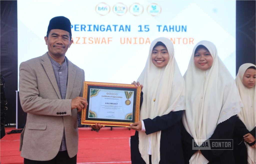 Prodi Ilmu Komunikasi UNIDA Gontor Raih Juara 3 Lomba Videografi LAZISWAF