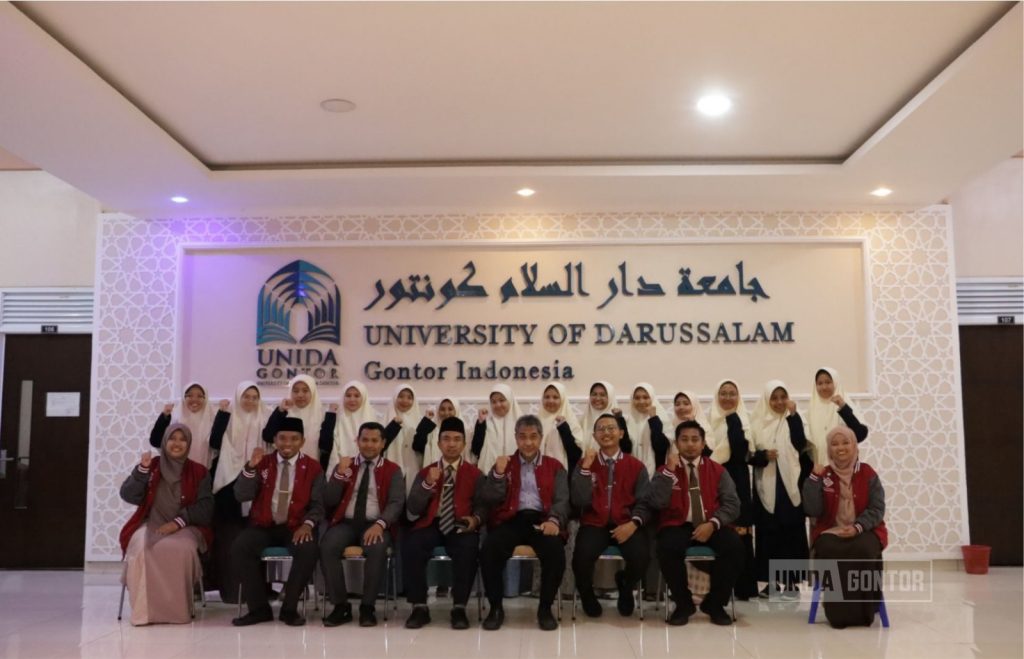 CIOS UNIDA Gontor Gelar Seminar Islam dan Bedah Buku Nasihat di Istanbul Hall