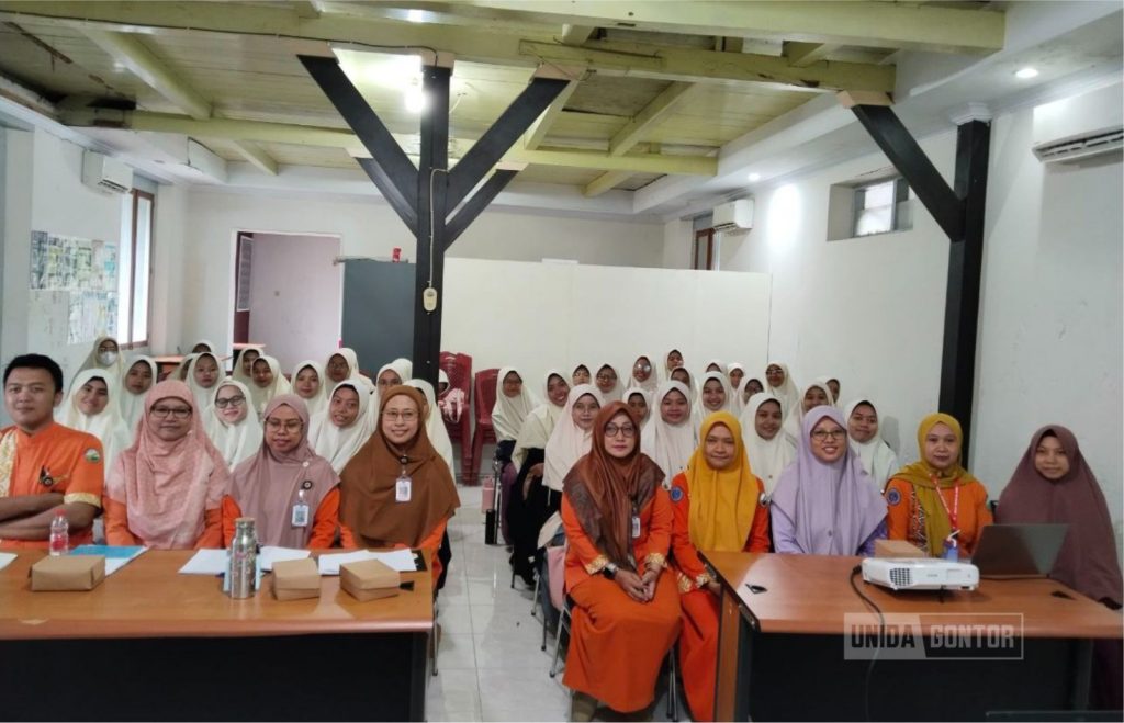 UNIDA Gontor Serahkan 39 Mahasiswi Ilmu Gizi untuk PreKlinik di RSUD Soeroto Ngawi