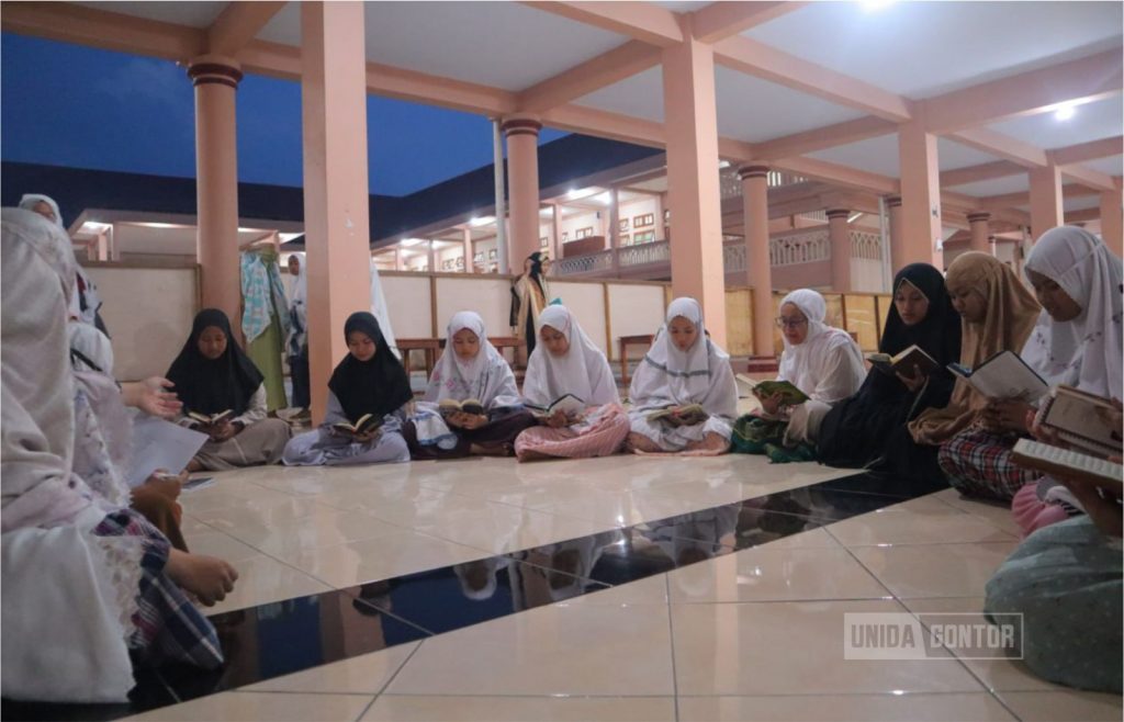 Kahfi Days PBA UNIDA Gontor Dimulai dengan Penguatan Nilai Qurani Mahasiswi