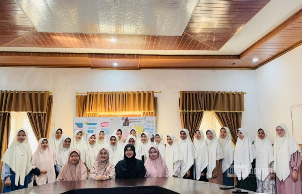 Gathering Mahasiswi Non-KMI Perkuat Implementasi Program Zona Bahasa Kampus UNIDA Gontor
