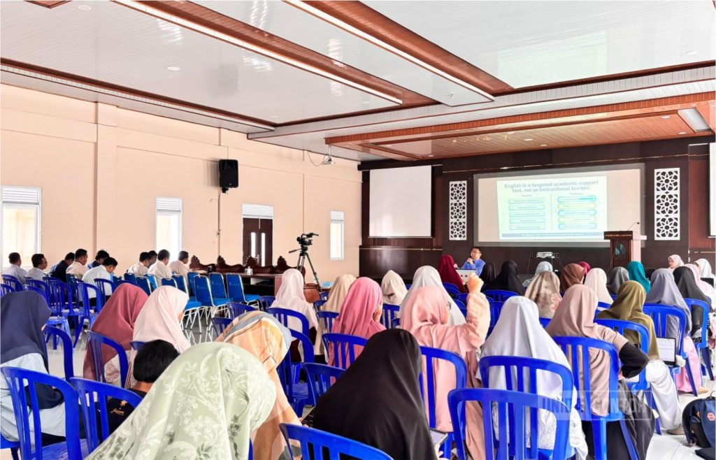 Penguatan EMI UNIDA Dorong Kompetensi Bahasa Global Menuju Kampus Internasional