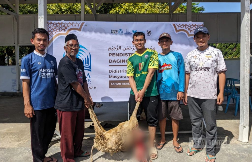 Semangat Kebersamaan Warnai Pelaksanaan Qurban UNIDA Gontor Penuh Keberkahan