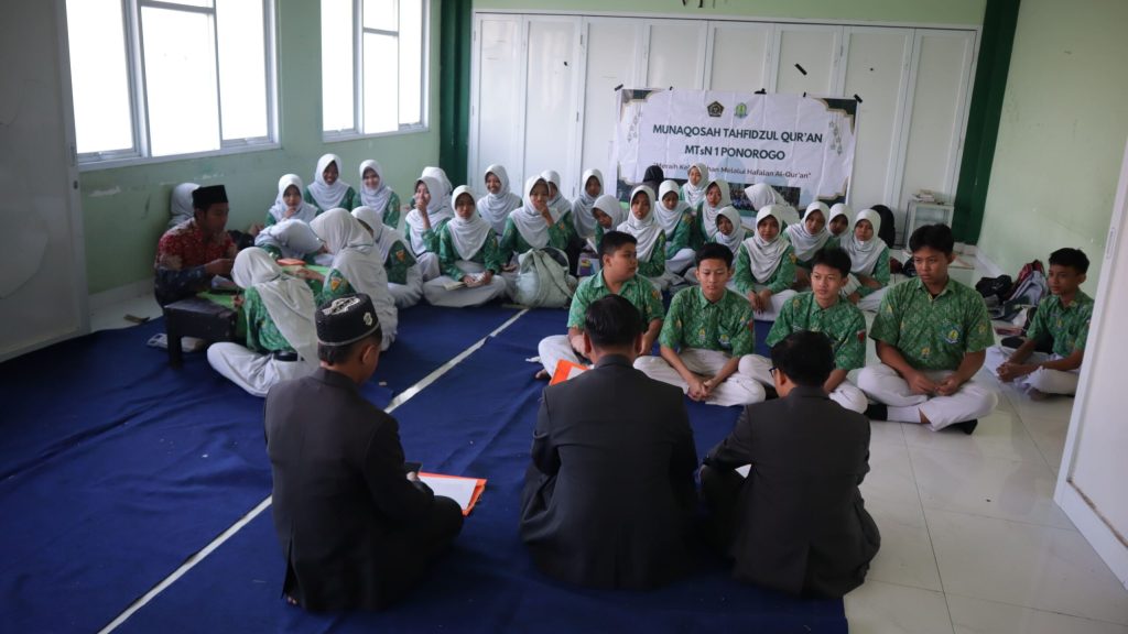 Markaz Al-Qur’an UNIDA Gontor Gelar Pretest Quranic Camp di MTsN 1 Ponorogo