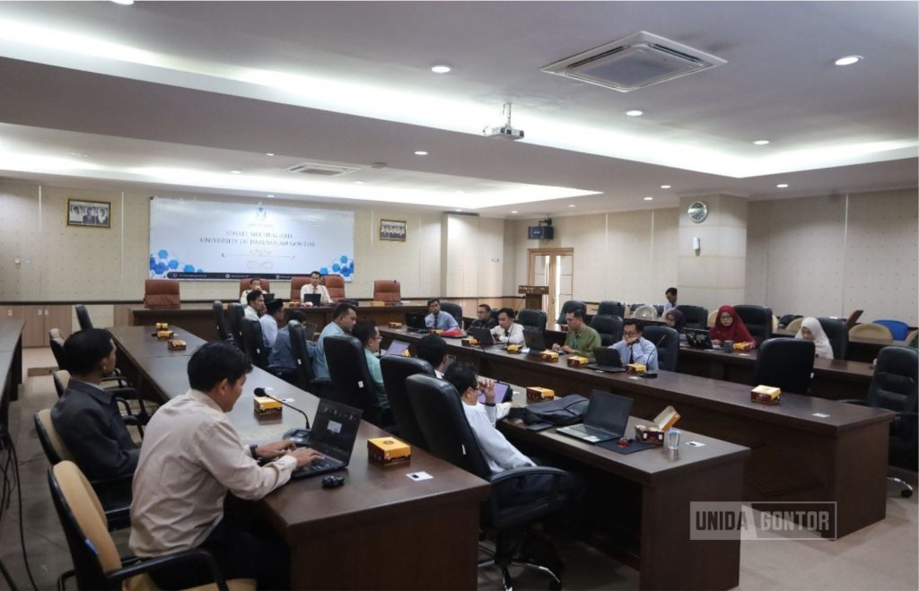 UNIDA Gontor Gelar Rapat Ajuan Jabatan Akademik Lektor Kepala dan Guru Besar