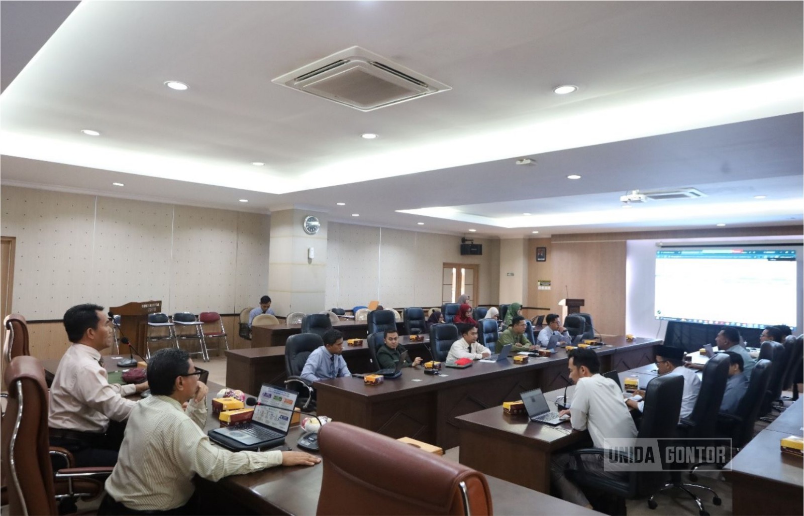 Rapat Tim Komite Integritas Akademik UNIDA Gontor untuk ajuan jabatan akademik dosen Lektor Kepala dan Guru Besar