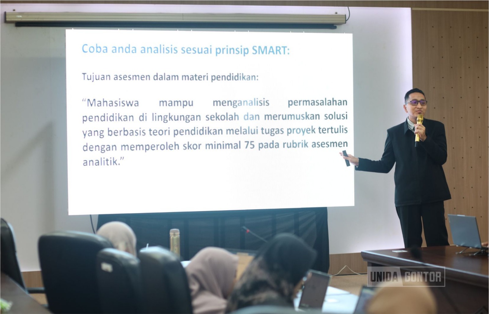 Dosen UNIDA Gontor mengikuti Workshop Perencanaan dan Penilaian Pembelajaran Berbasis Outcome-Based Education (OBE) yang diselenggarakan LP2IP.